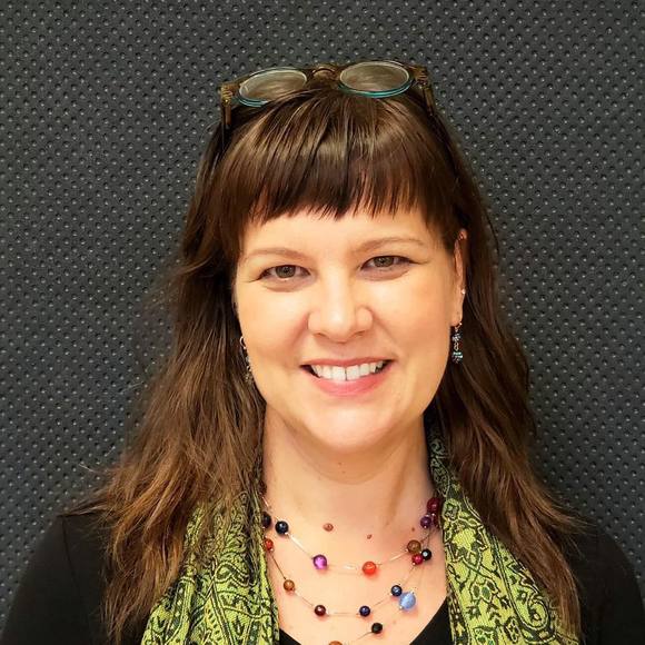 Meet your Posher, Kristen - Picture 1 of 1